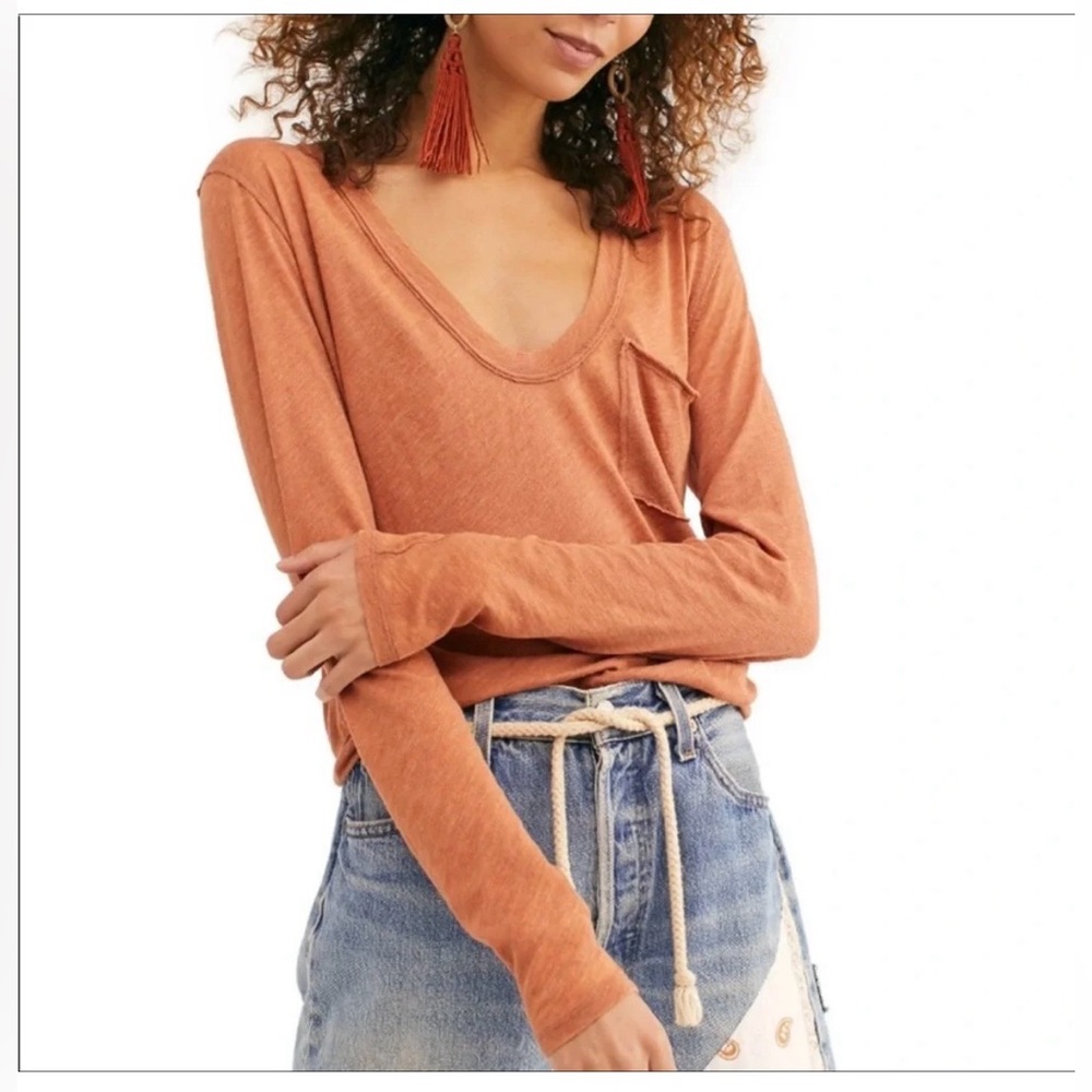 We The Free Betty  V-Neck Long Sleeve Pocket Tee